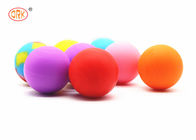Bola suave animosa coloreada resistente de la goma de silicona de agua del FDA