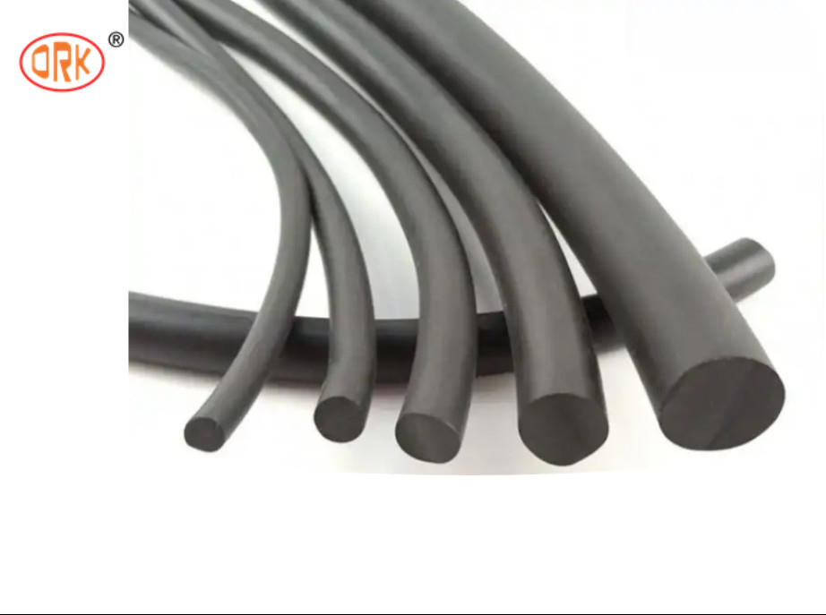 Resistencia de agua excelente sólida negra de la tira de goma del perfil de la protuberancia de EPDM O Ring Cord