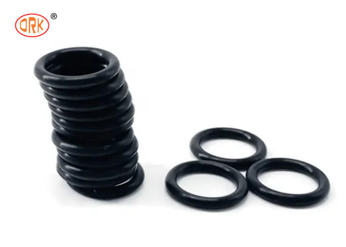 Resistencia térmica negra IIR O Ring Seals Butyl Rubber Ring para la banda transportadora